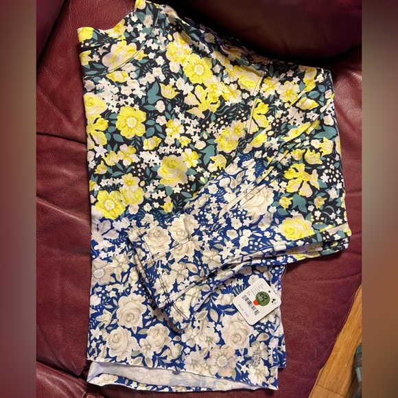 Free People Movement Inspire Oversized Floral Printed Layer Tee Size XS NWT - Picture 6 of 11